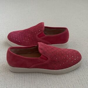 Jack Rogers Ronnie Slip On Sneaker in Pink Suede Size 9.5